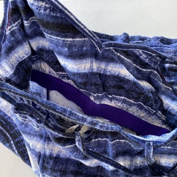 Athleta Urban Explorer Strappy Tie Dye Yoga Workout Tank Shelf Bra Activewear - Picture 10 of 13